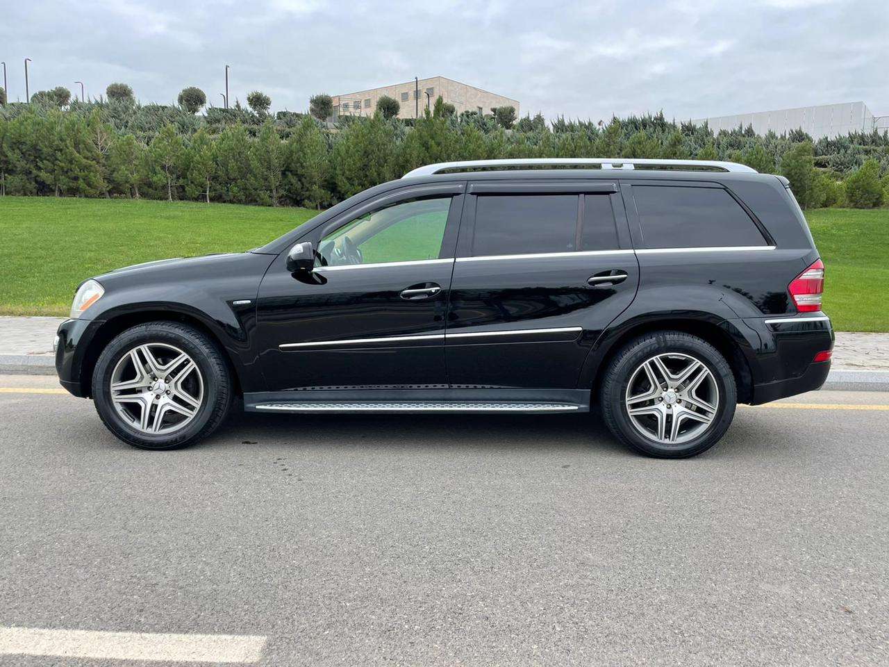 Mercedes GL 350, 2009 il, 3.0 L, 270 556 km
