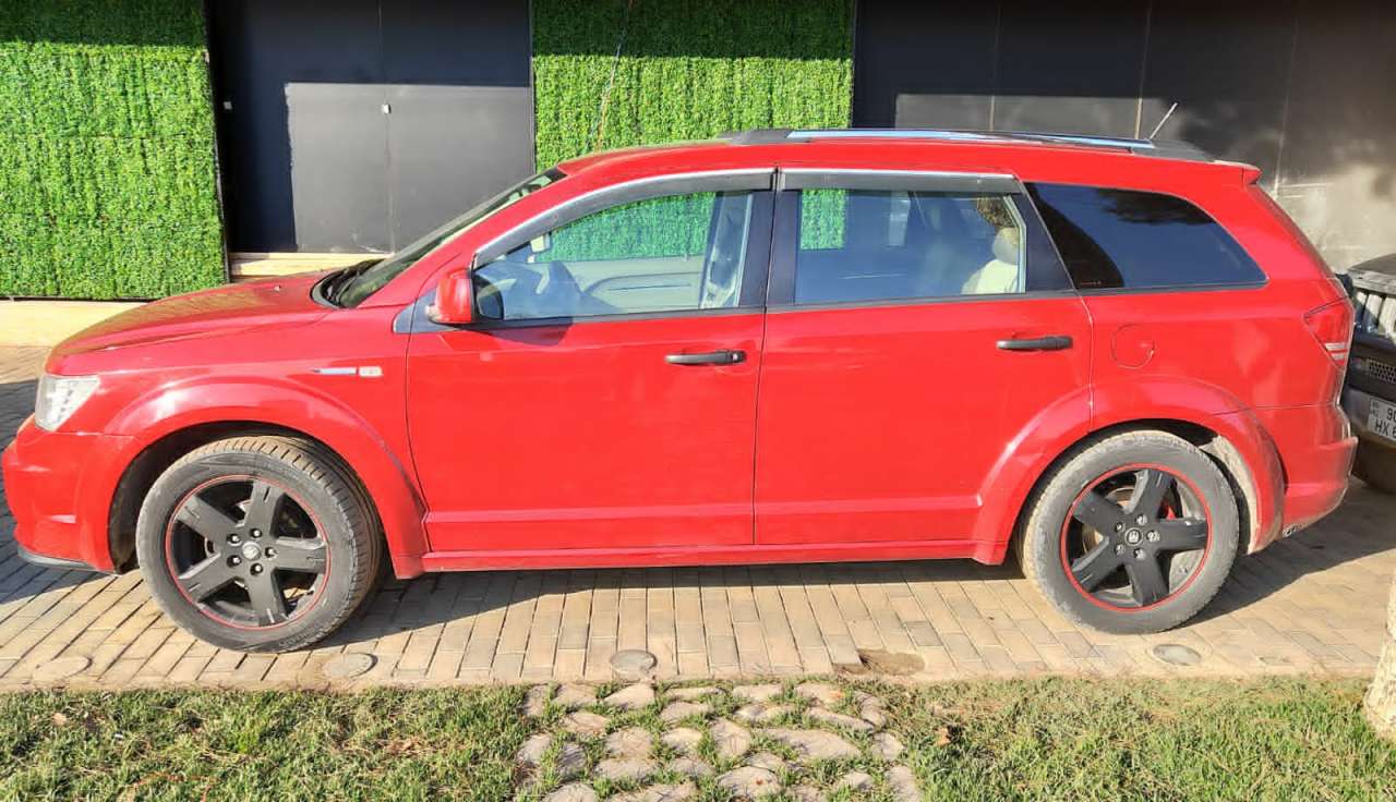 Dodge Journey, 2008 il, 2.7 L, 225 000 km