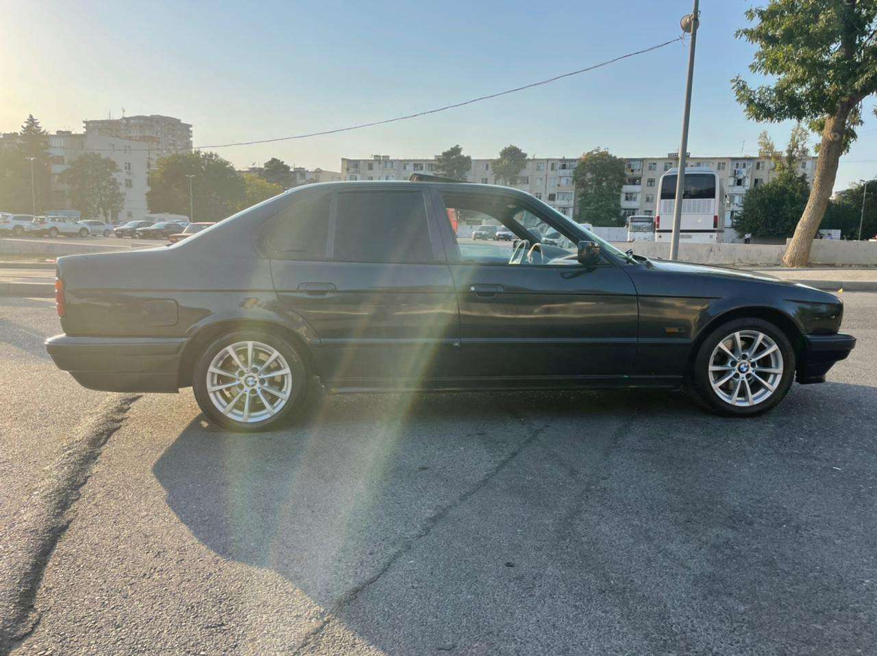 BMW 520, 1994 il, 2.0 L, 600 000 km