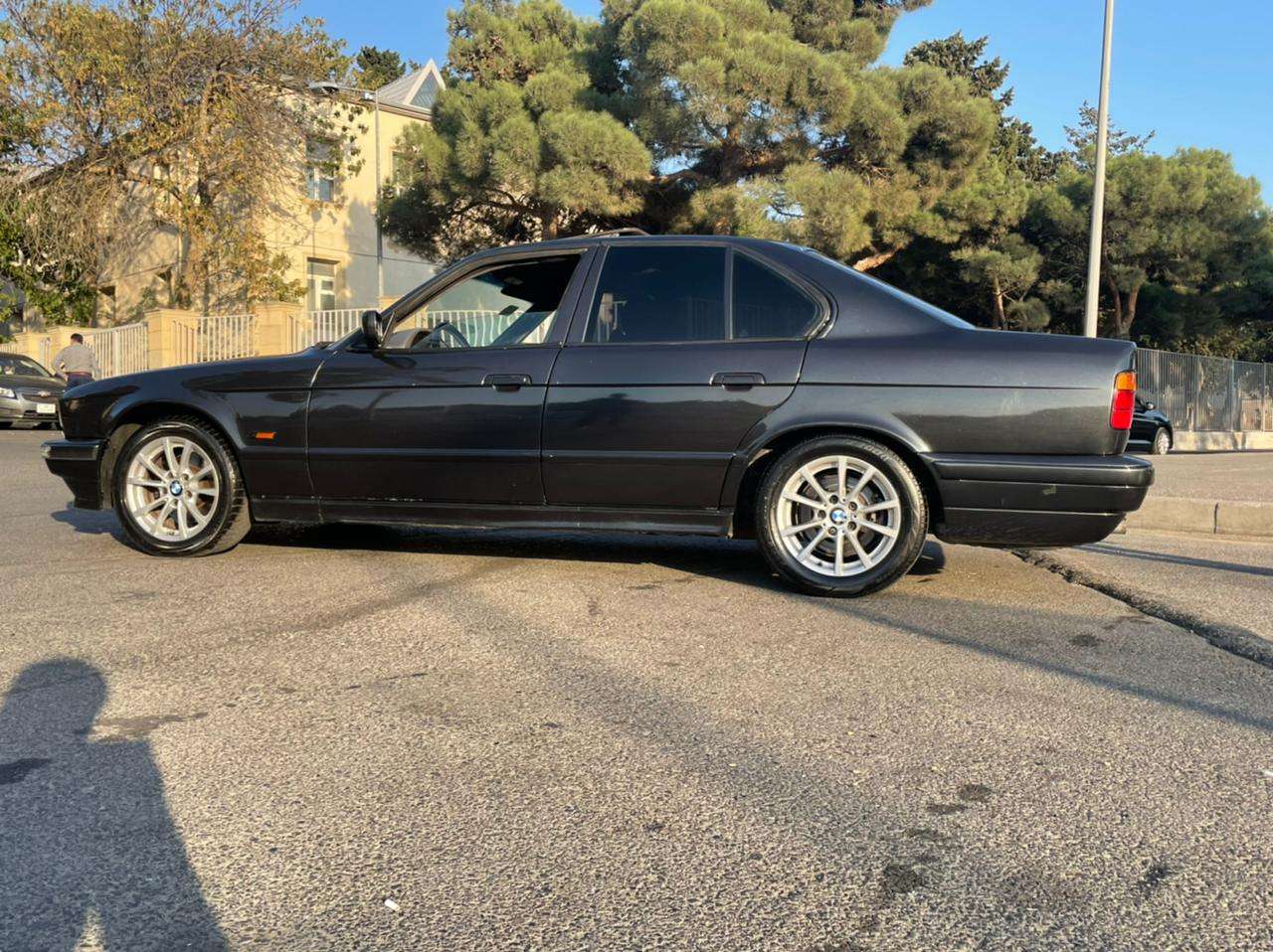 BMW 520, 1994 il, 2.0 L, 600 000 km