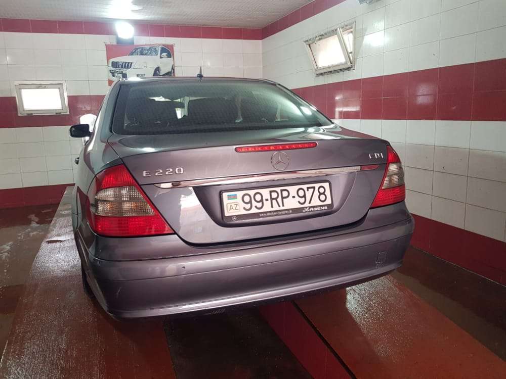 Mercedes E 220, 2007 il, 2.2 L, 336 000 km