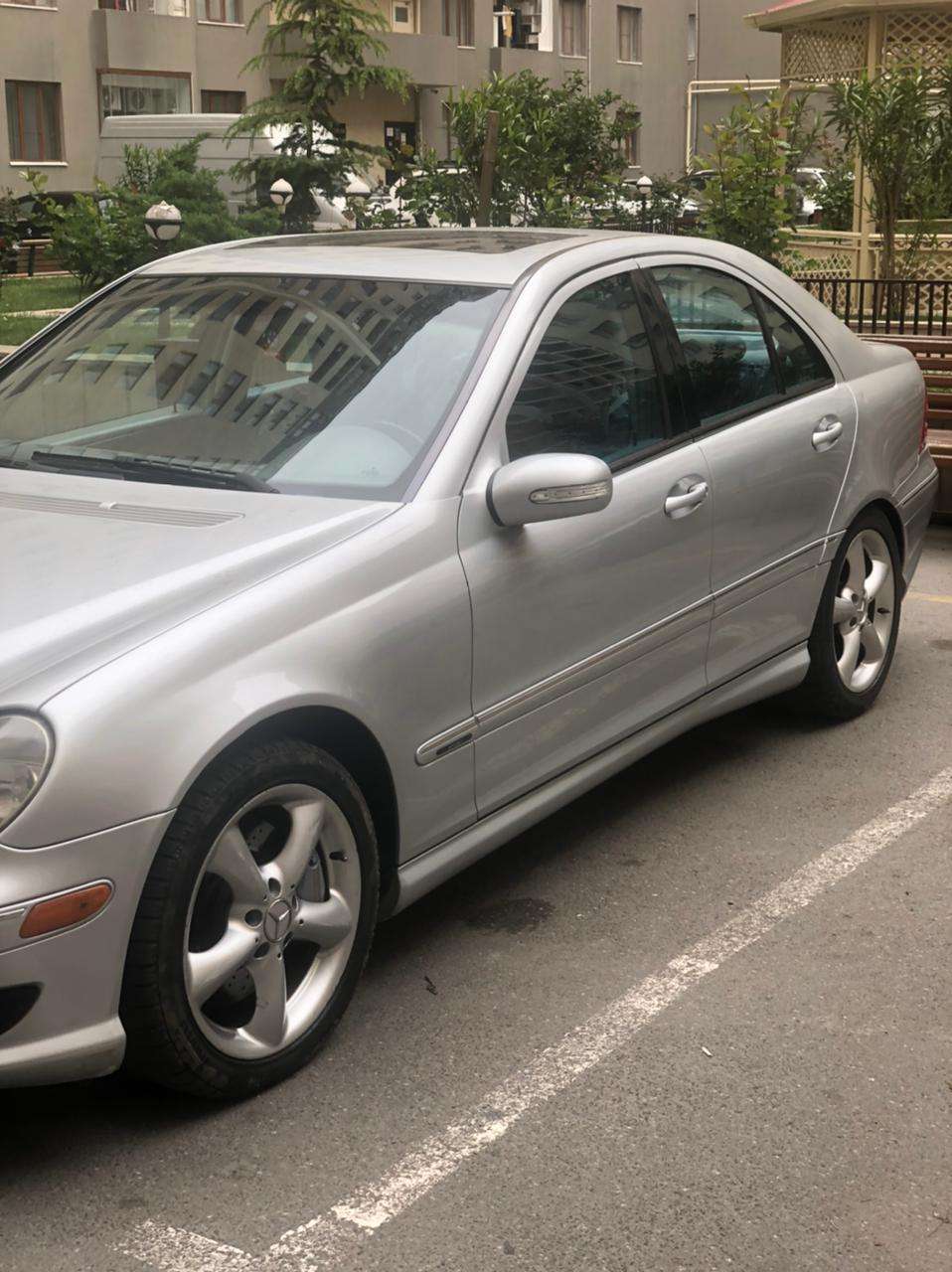 Mercedes C 230, 2006 il, 2.5 L, 260 000 km