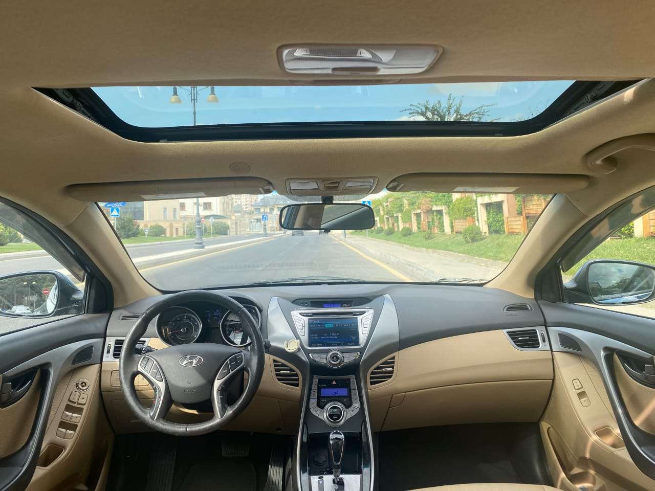 Hyundai Elantra, 2013 il, 1.8 L, 78 000 km