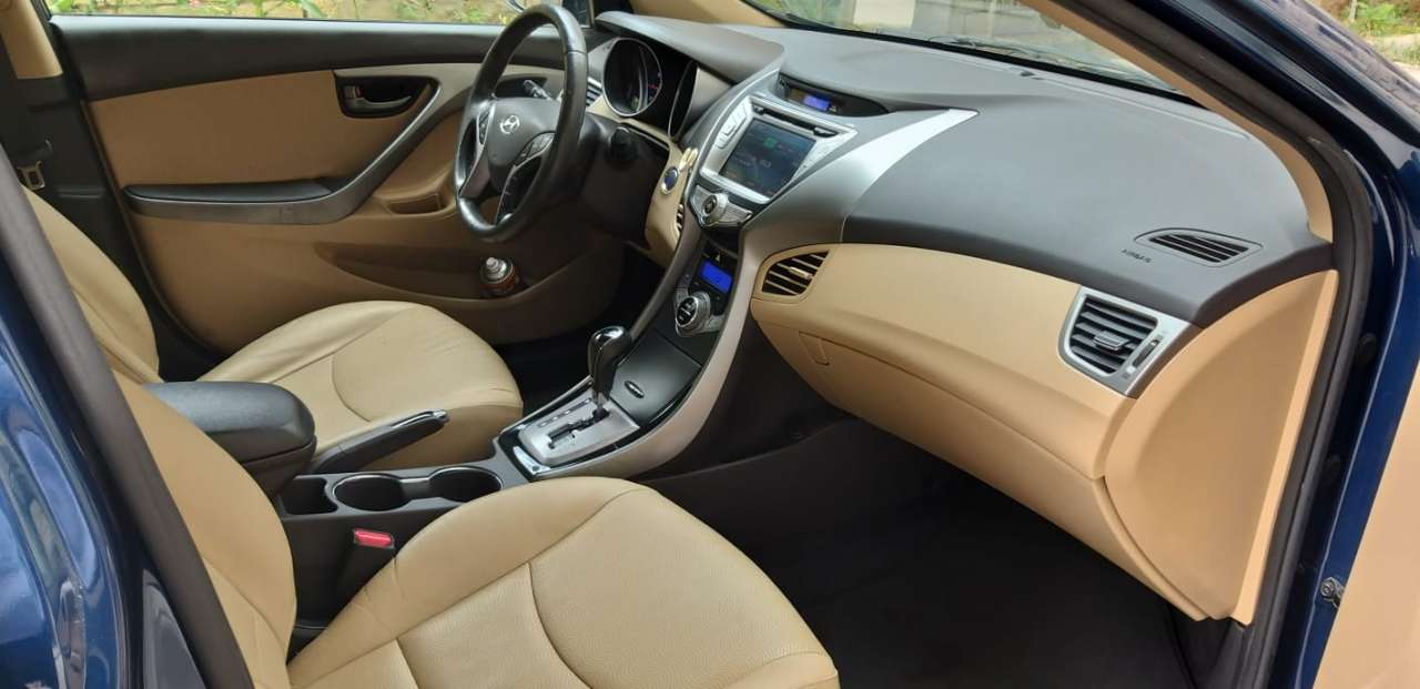 Hyundai Elantra, 2013 il, 1.8 L, 78 000 km