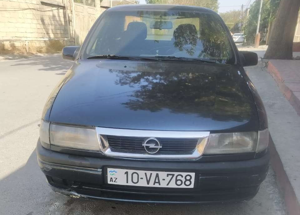 Opel Vectra, 1995 il, 2.0 L, 413 070 km