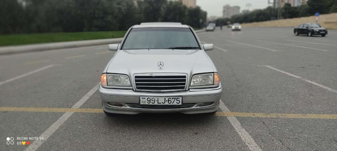 Mercedes C 230, 1999 il, 2.3 L, 178 456 km