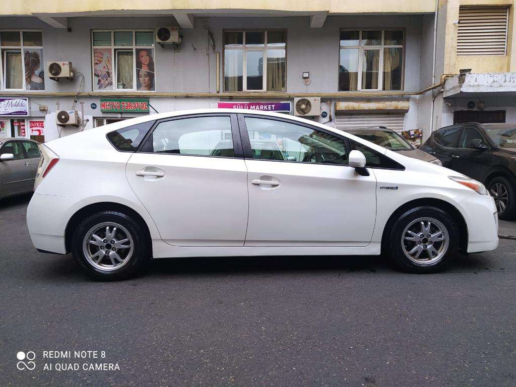 Toyota Prius, 2010 il, 1.8 L, 270 370 km