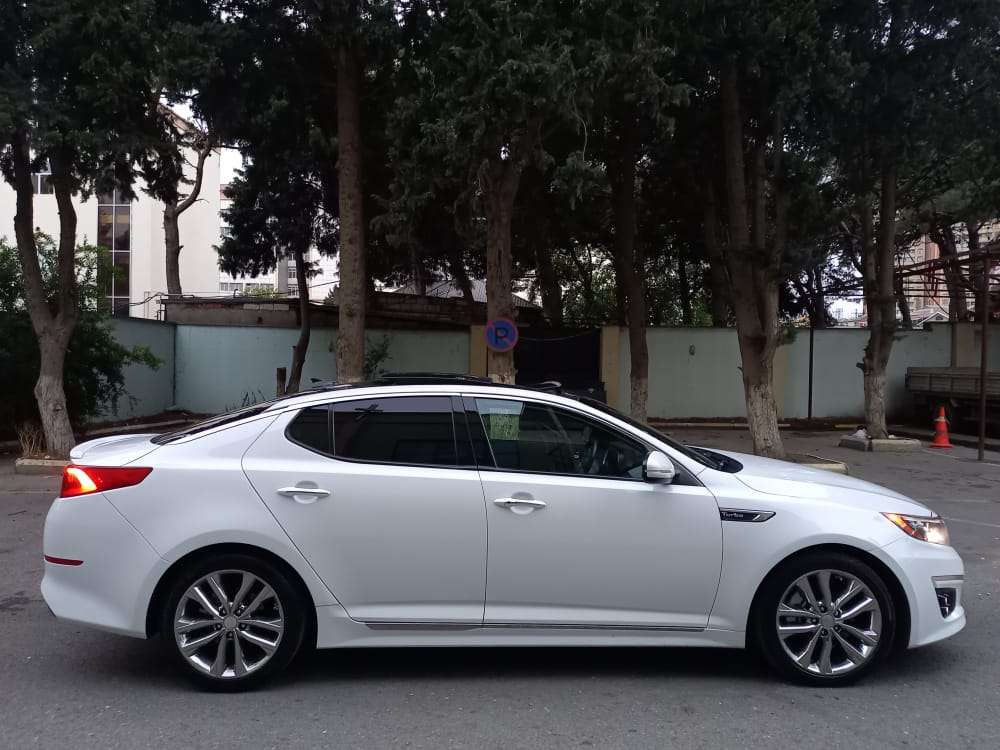Kia Optima, 2015 il, 2.0 L, 102 000 km