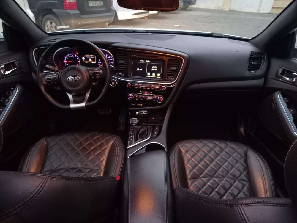 Kia Optima, 2015 il, 2.0 L, 102 000 km