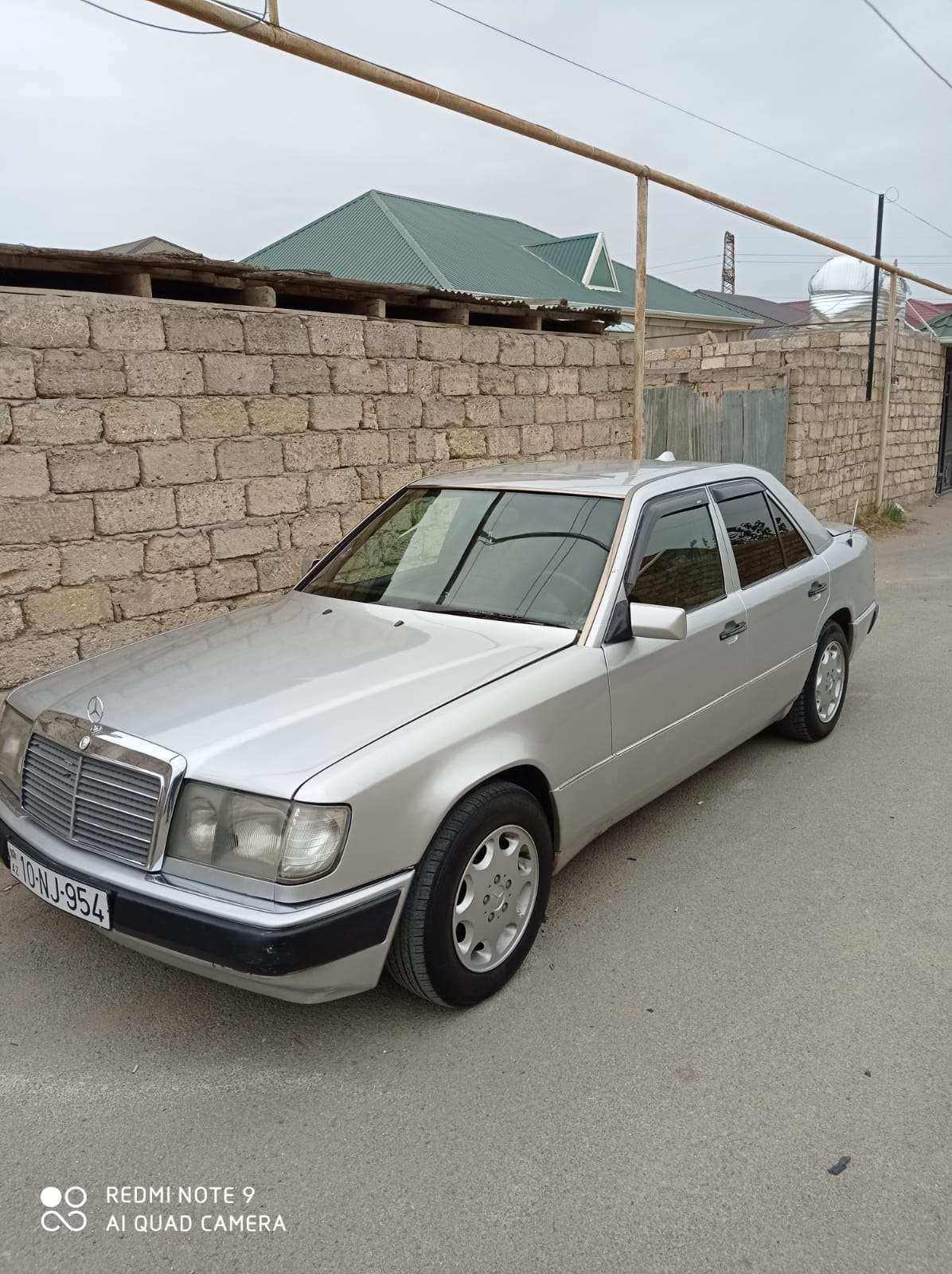 Mercedes E 220, 1991 il, 2.2 L, 370 851 km