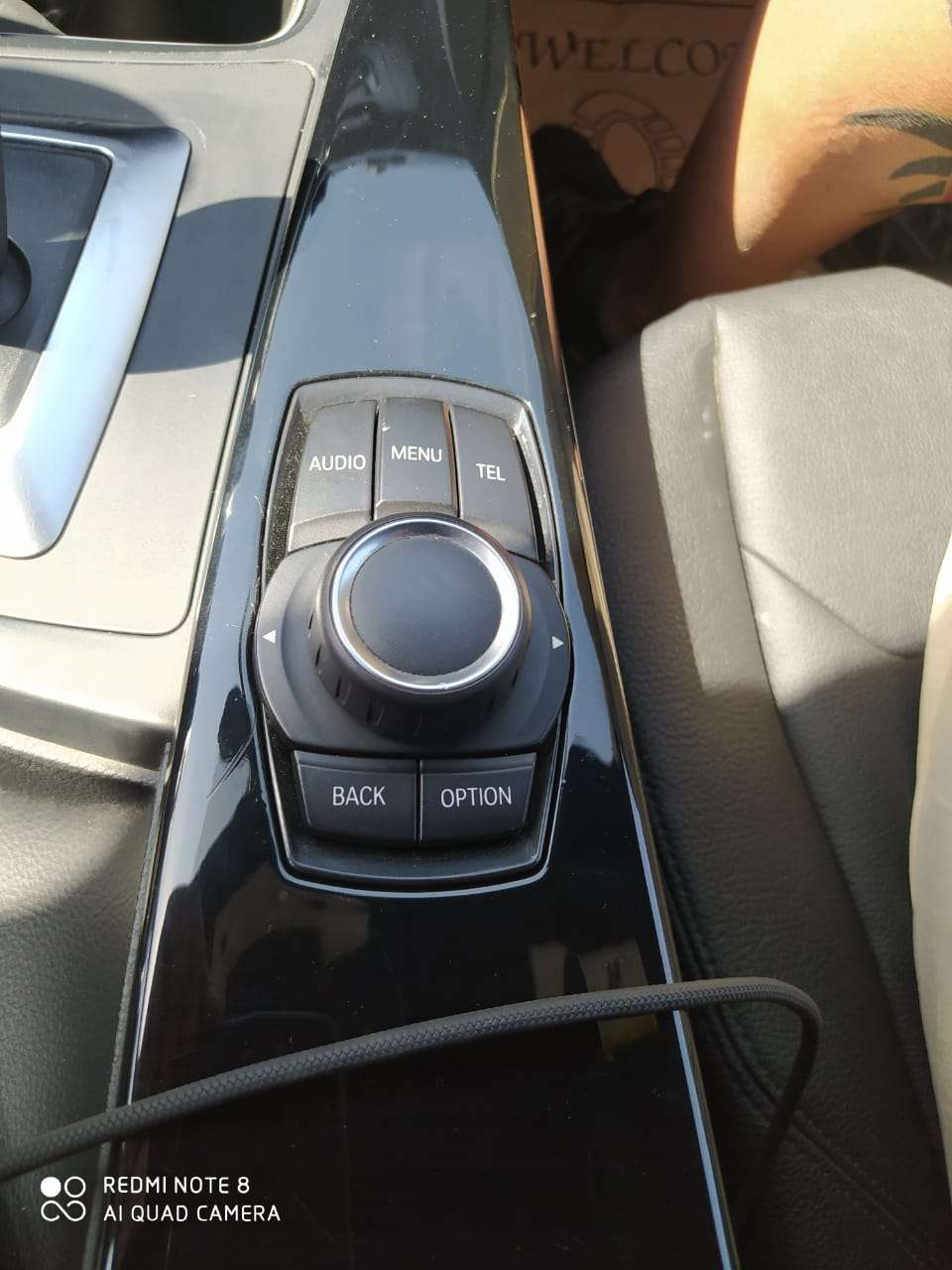 BMW 320, 2015 il, 2.0 L, 91 000 km