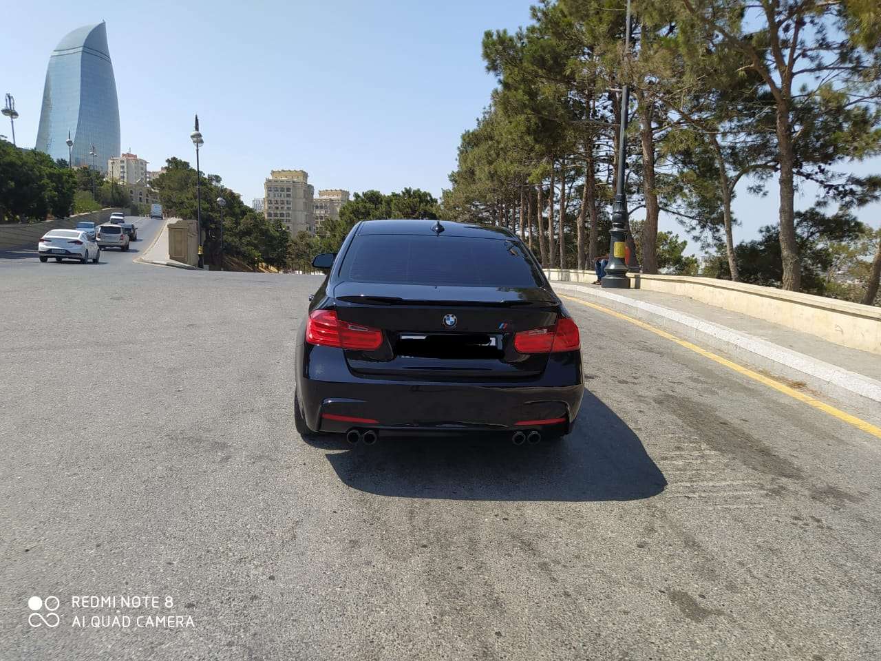 BMW 320, 2015 il, 2.0 L, 91 000 km