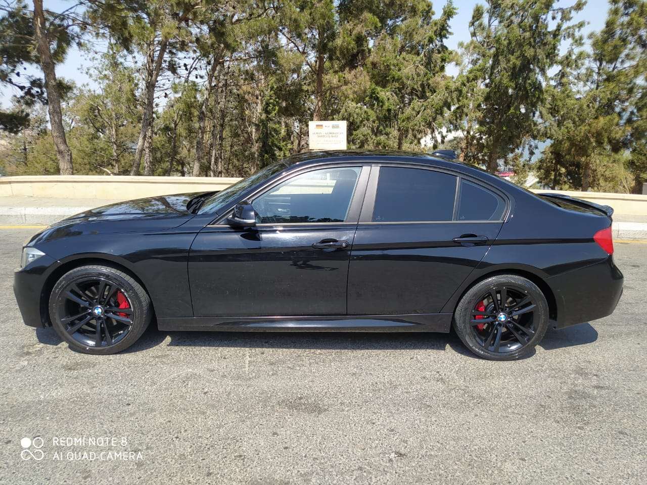 BMW 320, 2015 il, 2.0 L, 91 000 km