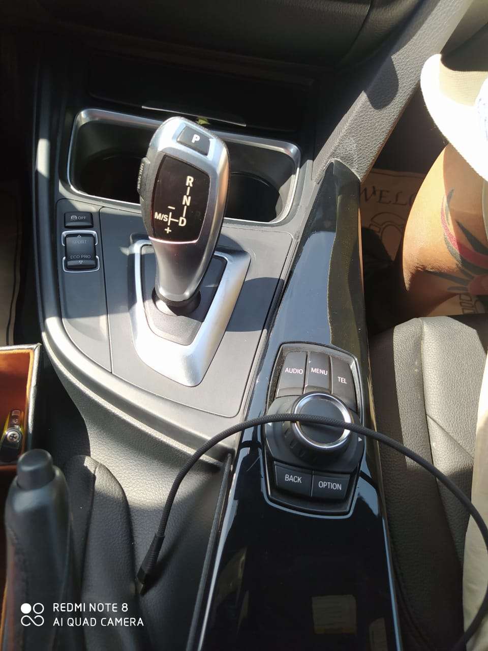 BMW 320, 2015 il, 2.0 L, 91 000 km