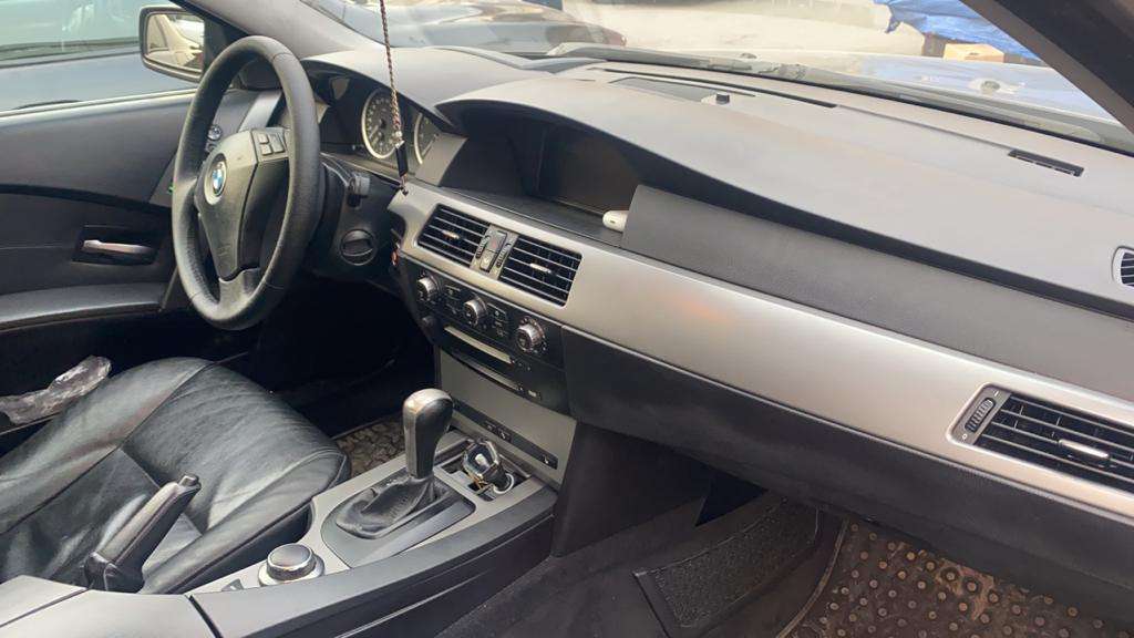 BMW 525, 2005 il, 2.5 L, 278 000 km