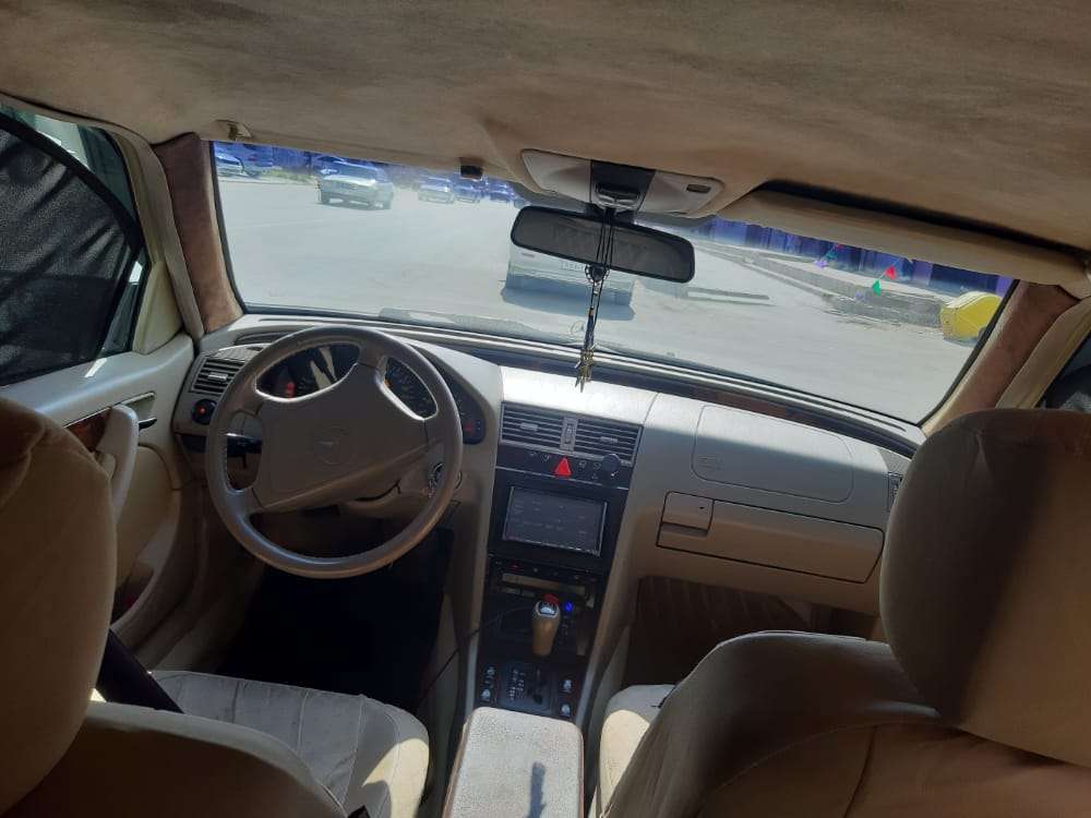 Mercedes C 200, 1998 il, 2.0 L, 250 000 km