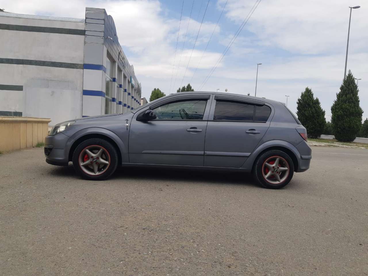 Opel Astra, 2005 il, 1.6 L, 258 000 km