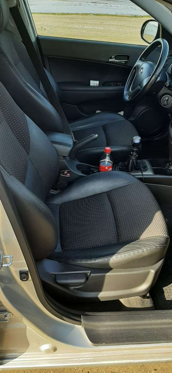 Hyundai i30, 2008 il, 1.4 L, 202 589 km