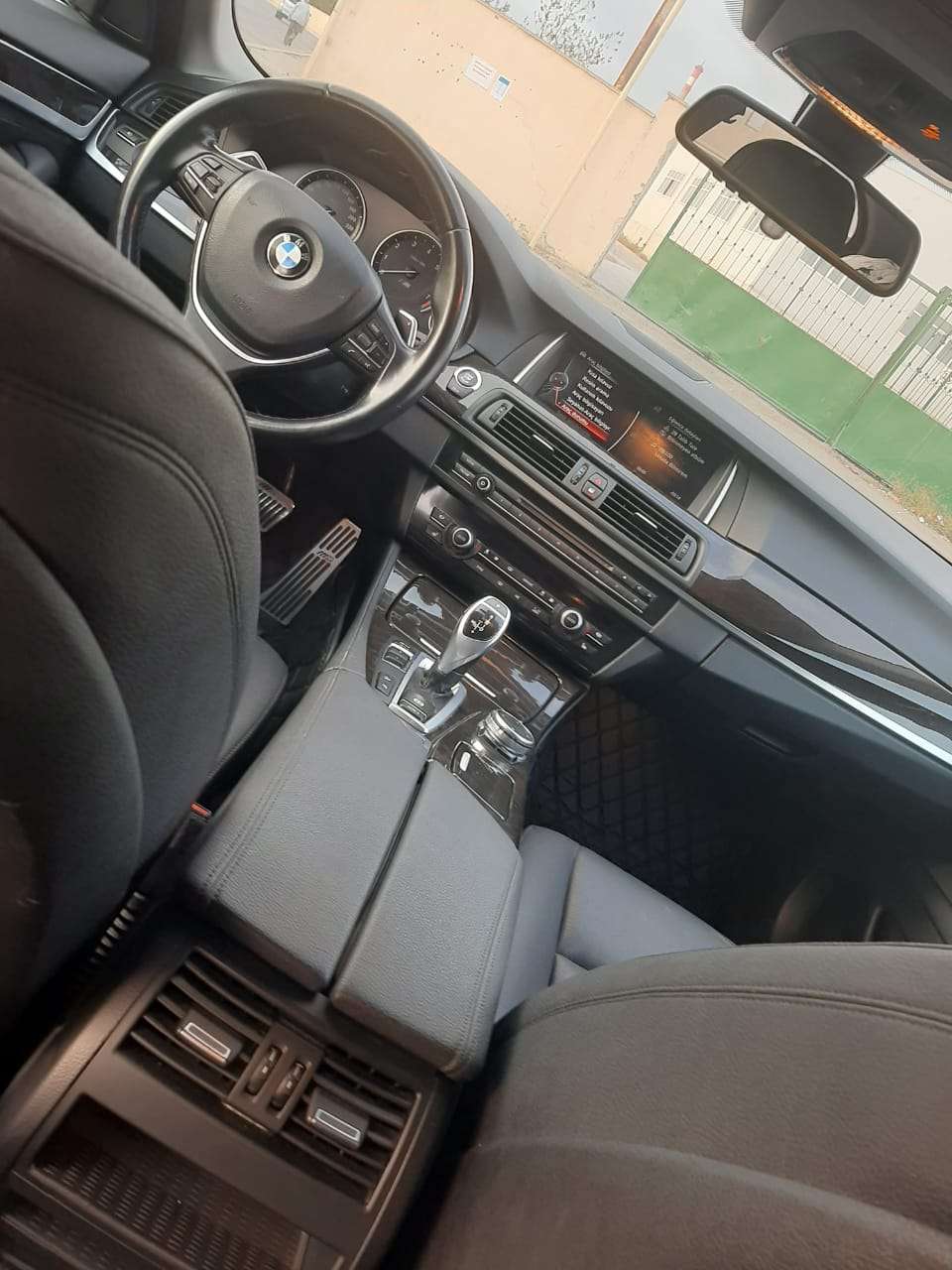 BMW 528, 2016 il, 2.0 L, 118 000 km