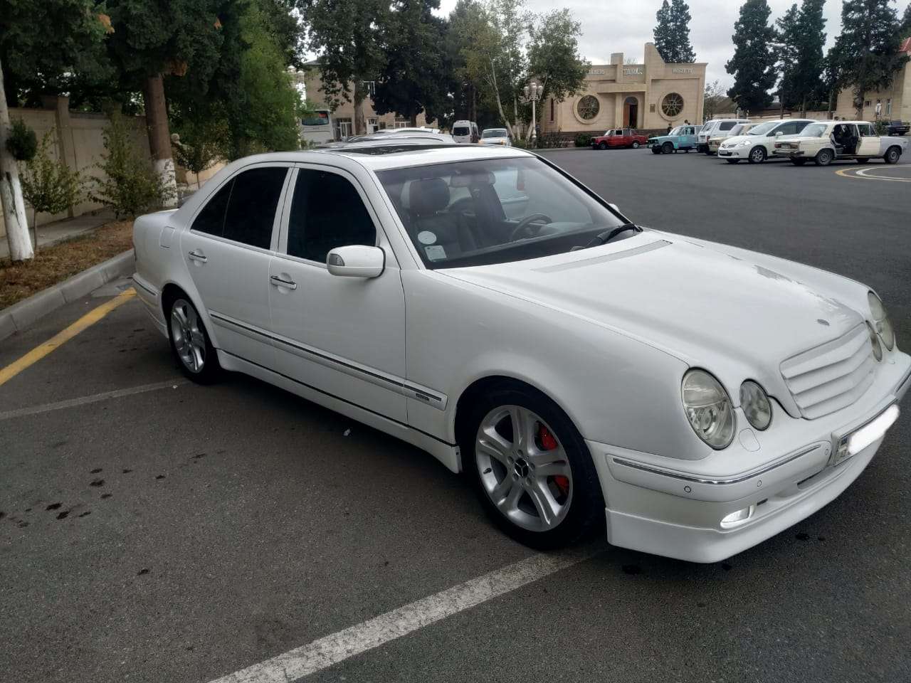 Mercedes E 320, 2000 il, 3.2 L, 310 000 km