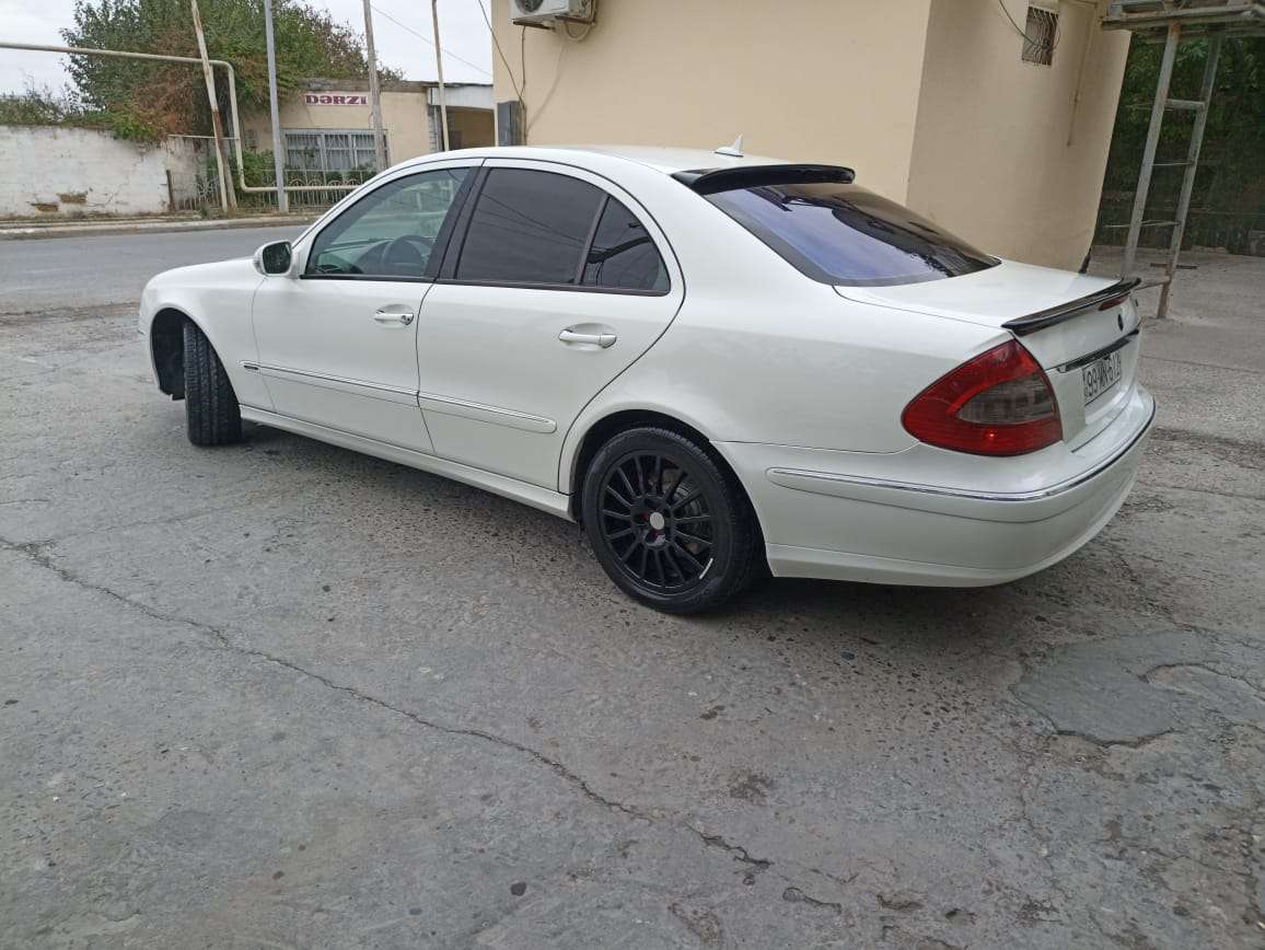 Mercedes E 220, 2008 il, 2.2 L, 370 000 km