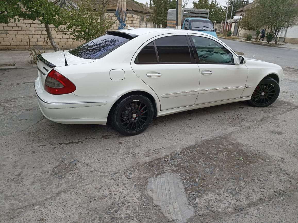 Mercedes E 220, 2008 il, 2.2 L, 370 000 km