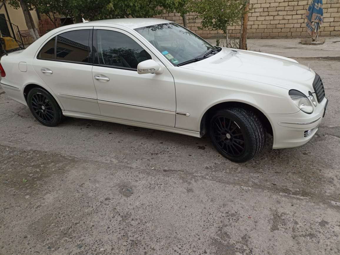 Mercedes E 220, 2008 il, 2.2 L, 370 000 km