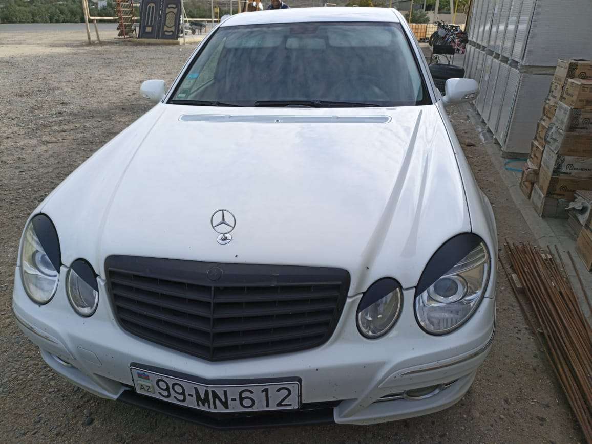 Mercedes E 220, 2008 il, 2.2 L, 370 000 km