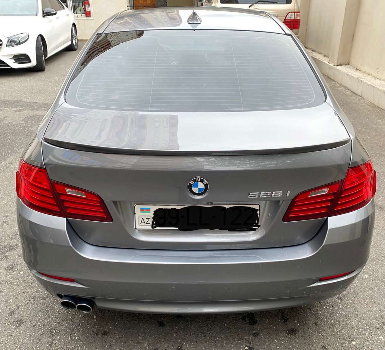 BMW 528, 2014 il, 2.0 L, 138 000 km