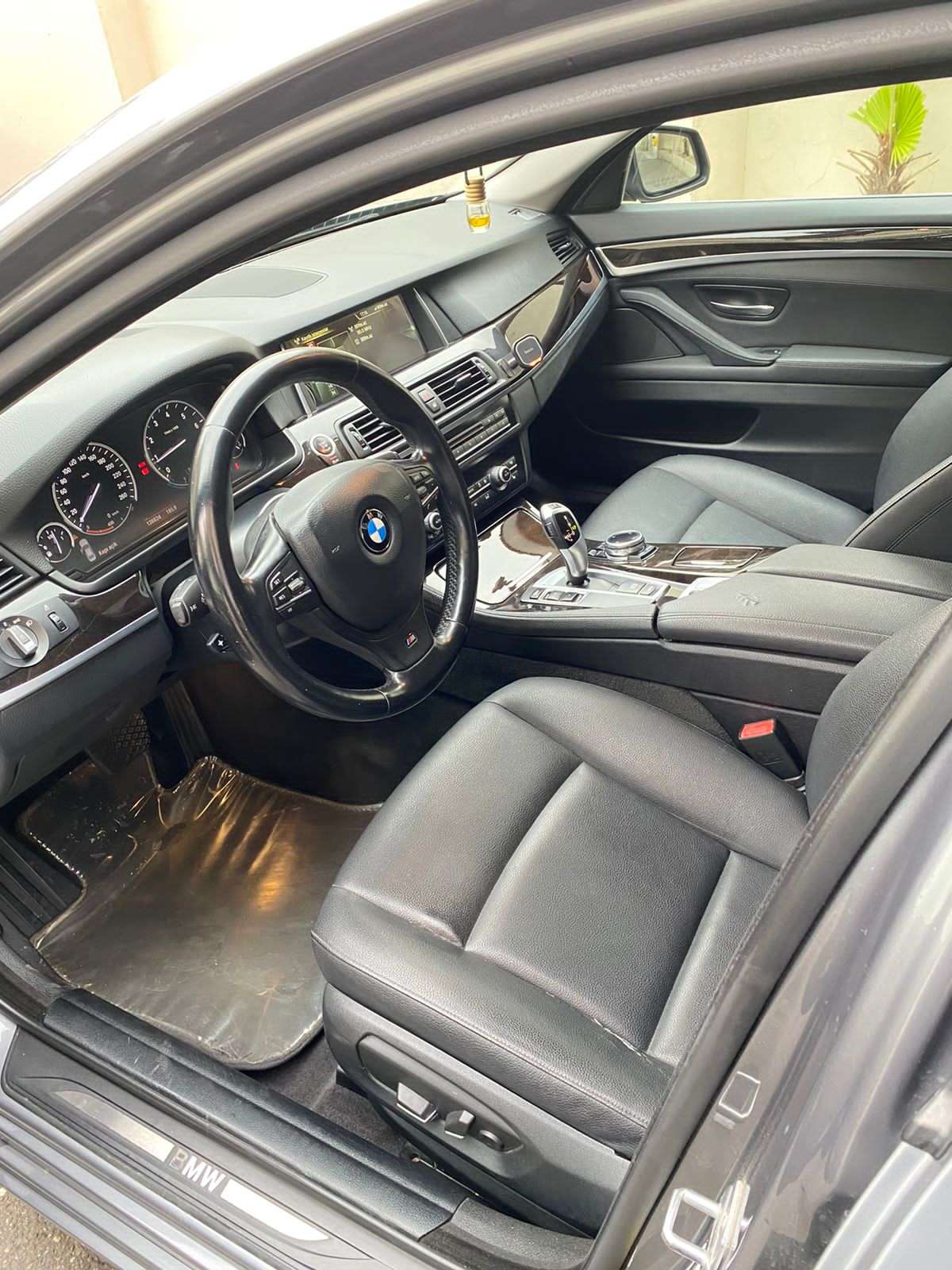 BMW 528, 2014 il, 2.0 L, 138 000 km