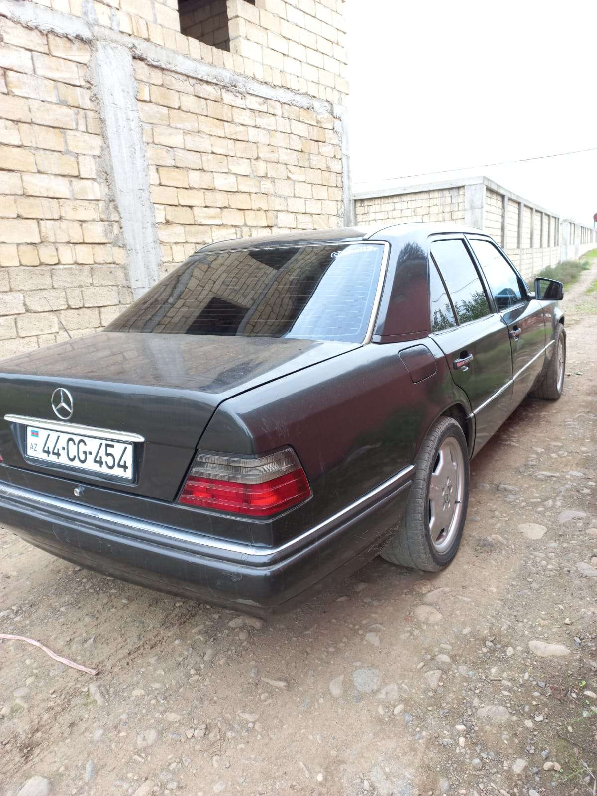 Mercedes E 220, 1994 il, 2.2 L, 380 000 km