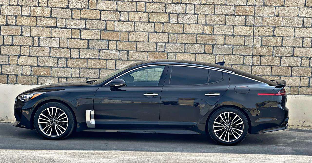 Kia Stinger, 2018 il, 2.0 L, 51 000 km