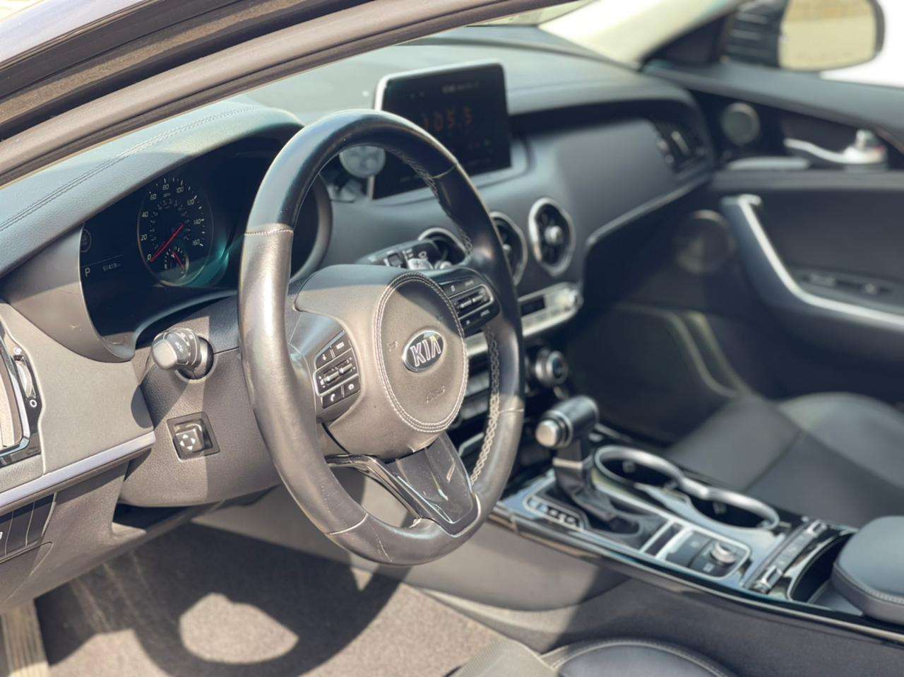Kia Stinger, 2018 il, 2.0 L, 51 000 km