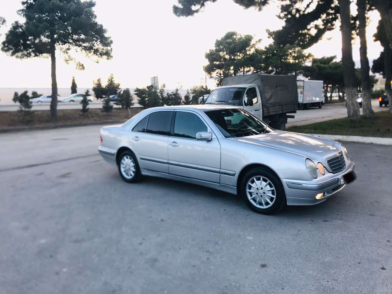 Mercedes E 220, 2000 il, 2.2 L, 331 323 km