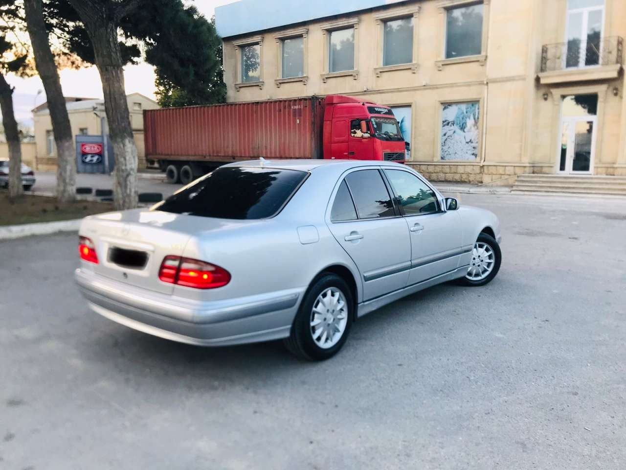 Mercedes E 220, 2000 il, 2.2 L, 331 323 km