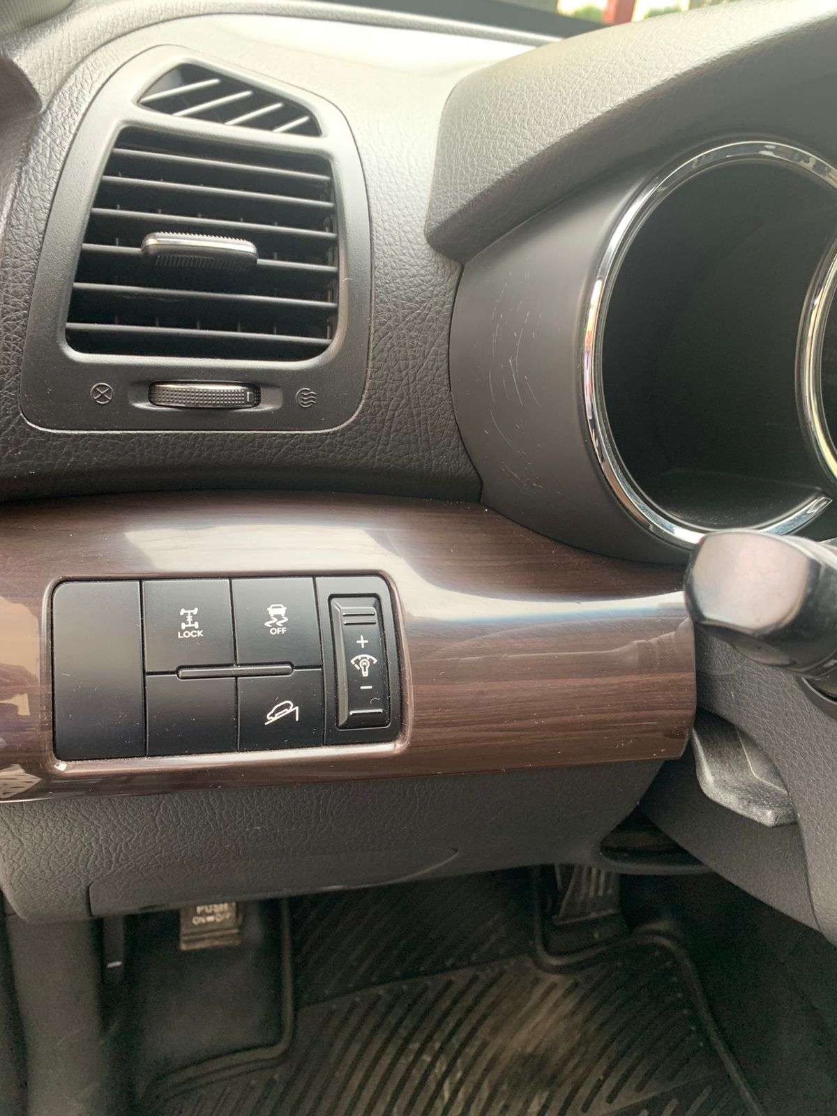 Kia Sorento, 2011 il, 2.4 L, 175 500 km