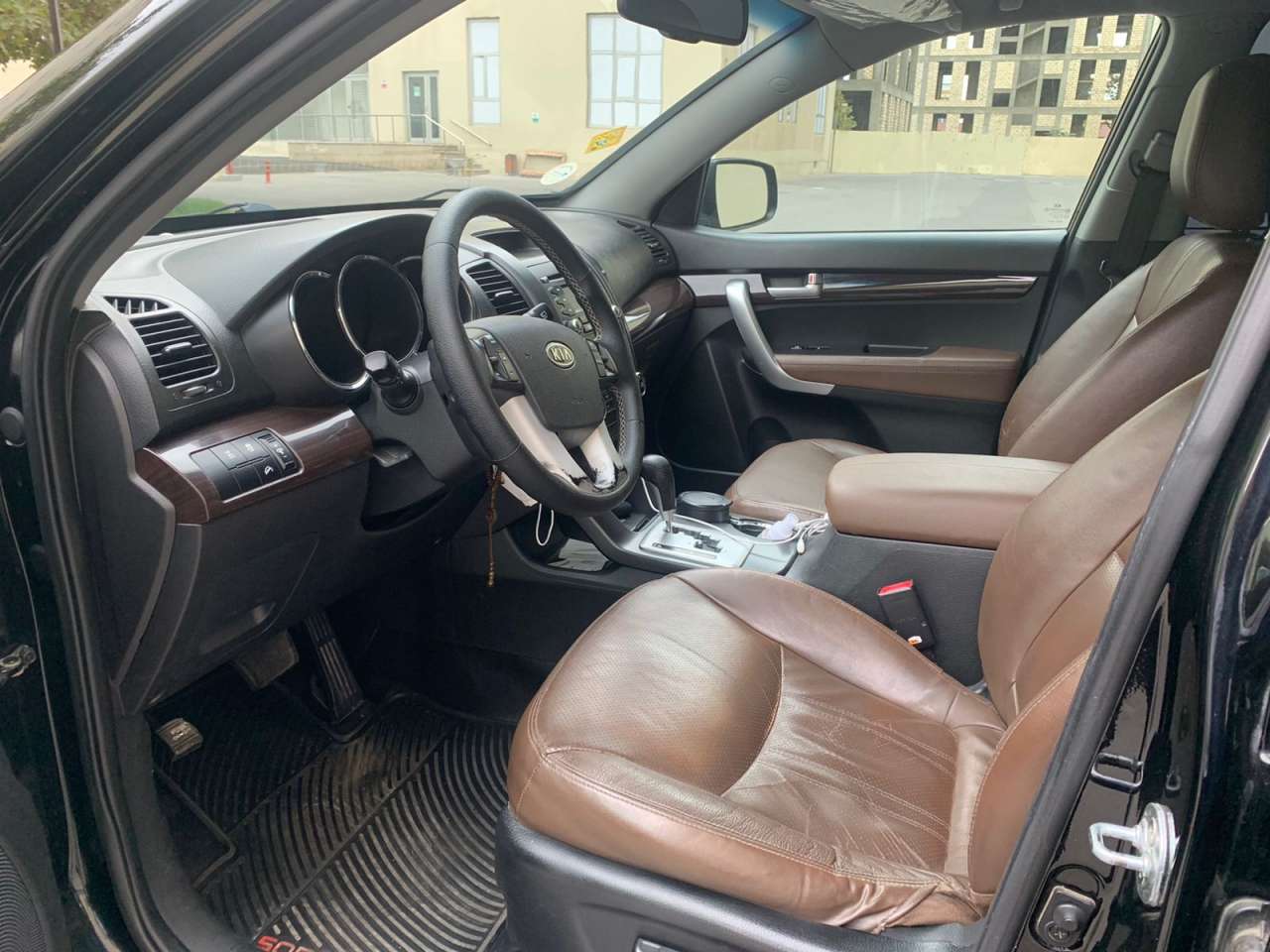 Kia Sorento, 2011 il, 2.4 L, 175 500 km