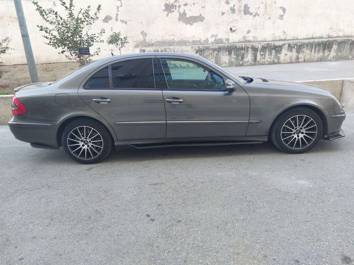 Mercedes E 220, 2008 il, 2.2 L, 310 000 km