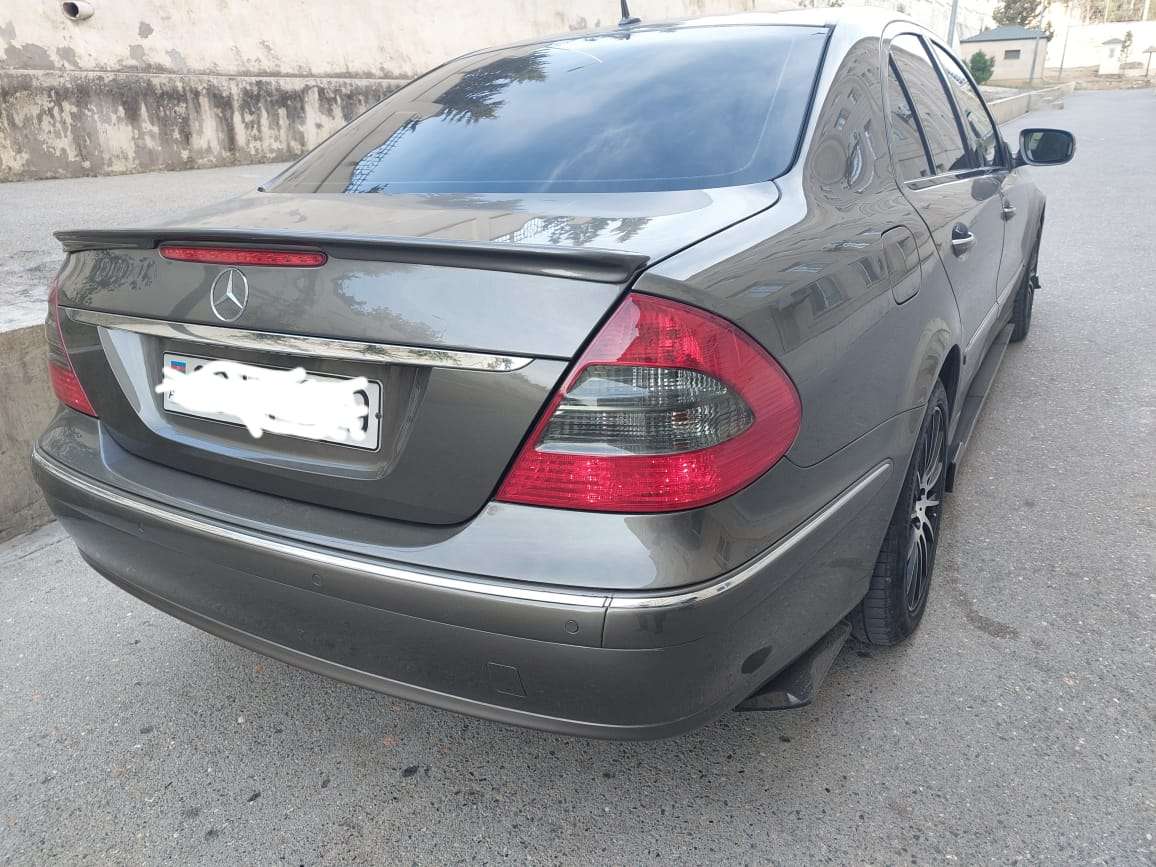 Mercedes E 220, 2008 il, 2.2 L, 310 000 km