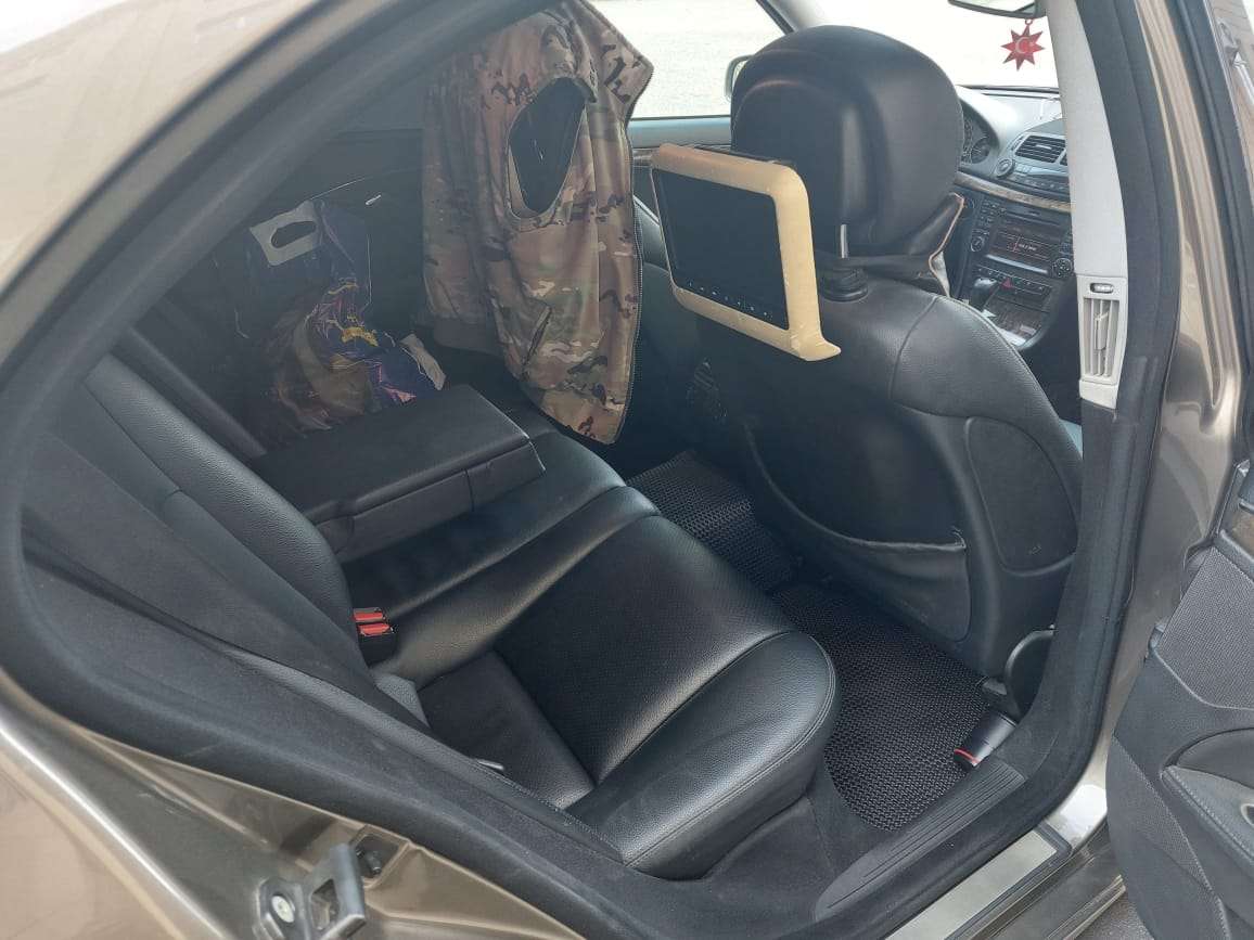 Mercedes E 220, 2008 il, 2.2 L, 310 000 km