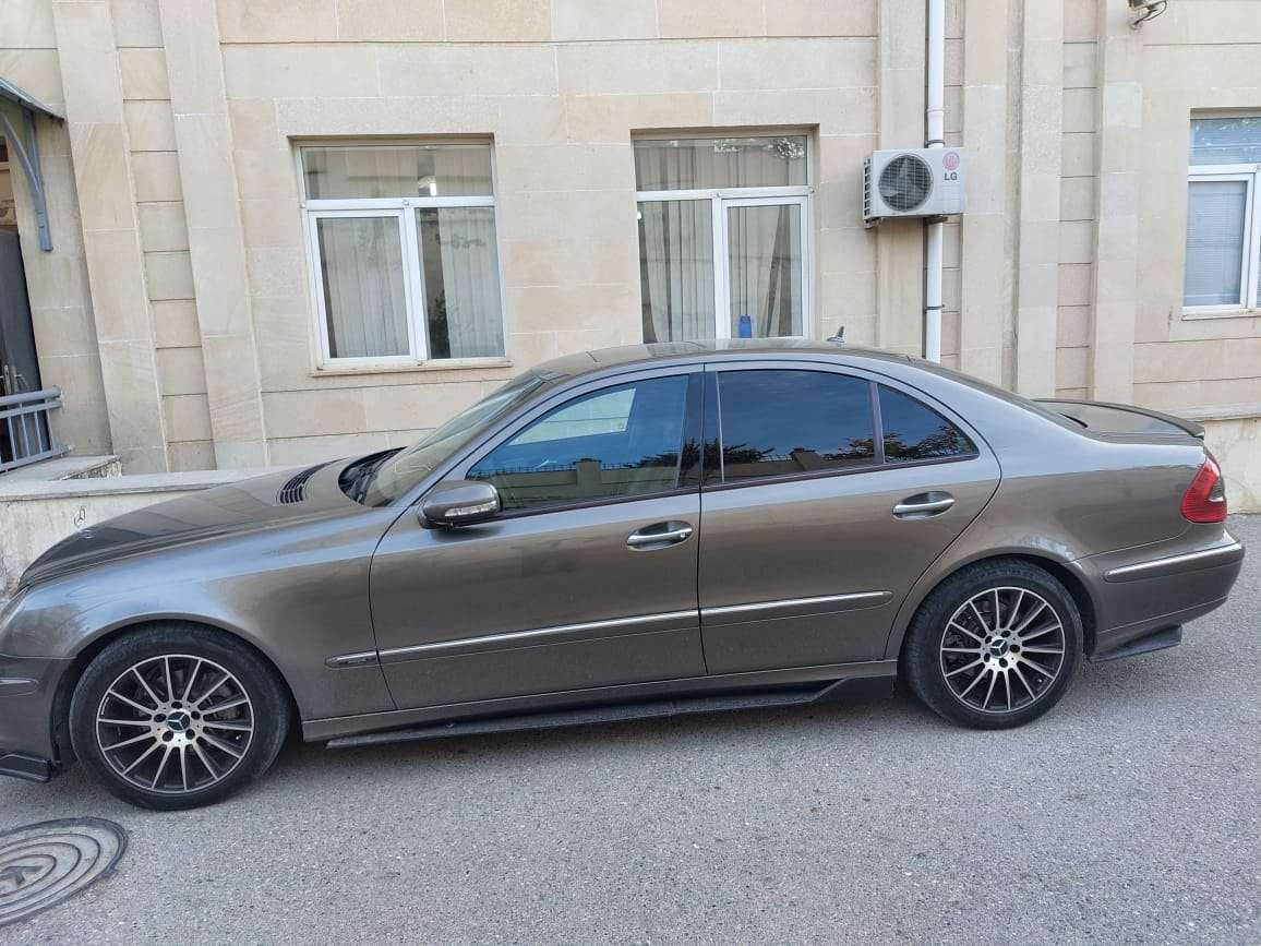 Mercedes E 220, 2008 il, 2.2 L, 310 000 km