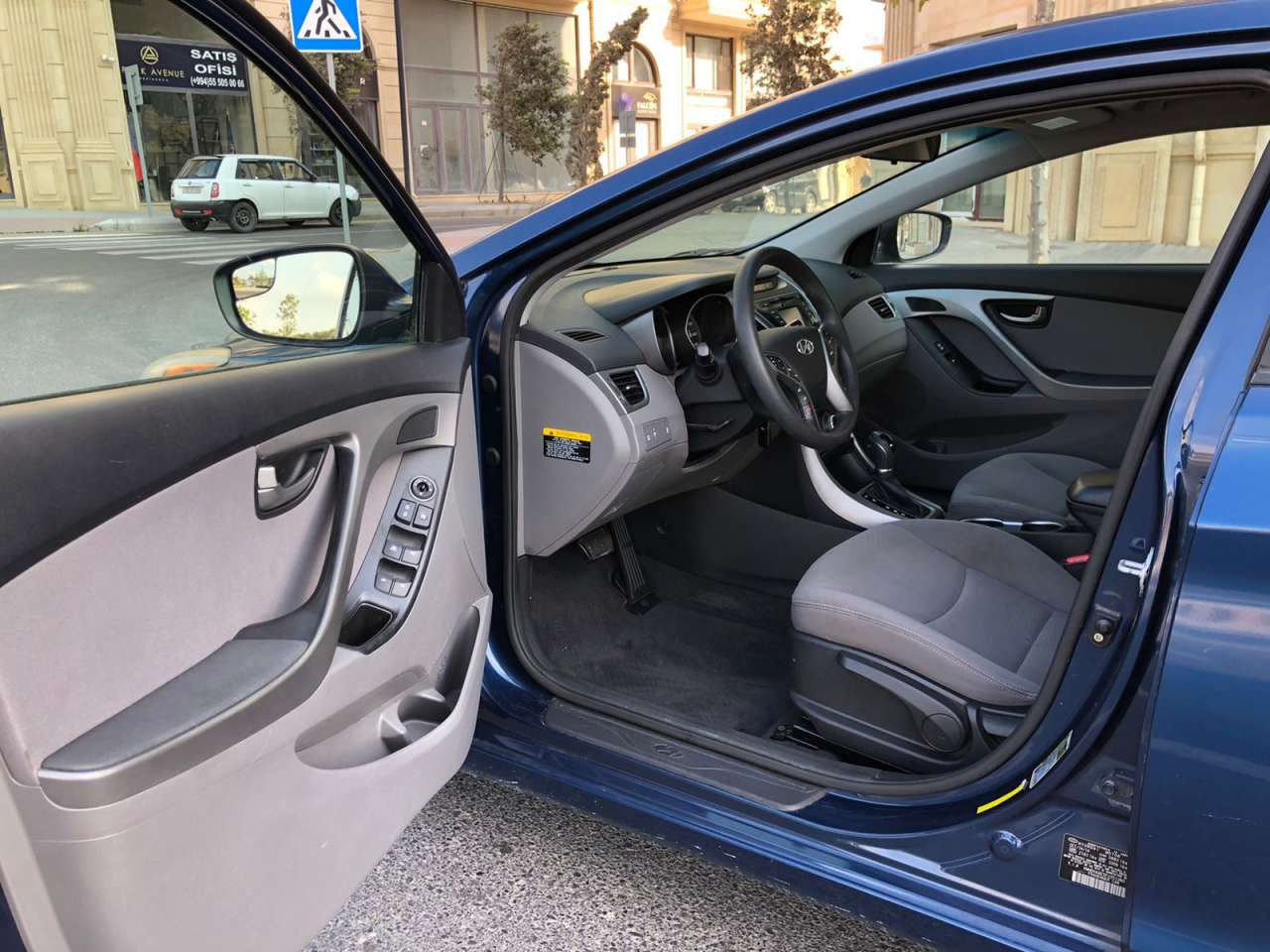 Hyundai Elantra, 2014 il, 1.8 L, 176 000 km