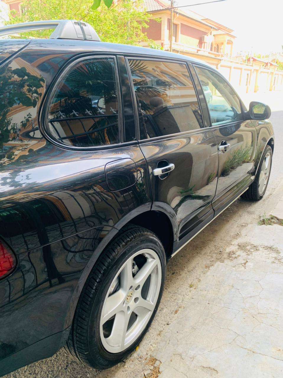 Porsche Cayenne, 2005 il, 4.5 L, 195 000 km