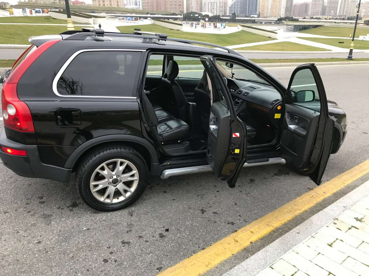 Volvo XC 90, 2005 il, 2.9 L, 300 000 km