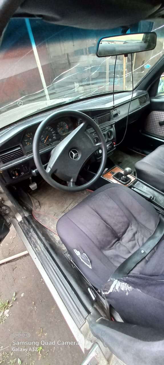 Mercedes 190, 1990 il, 2.0 L, 444 732 km
