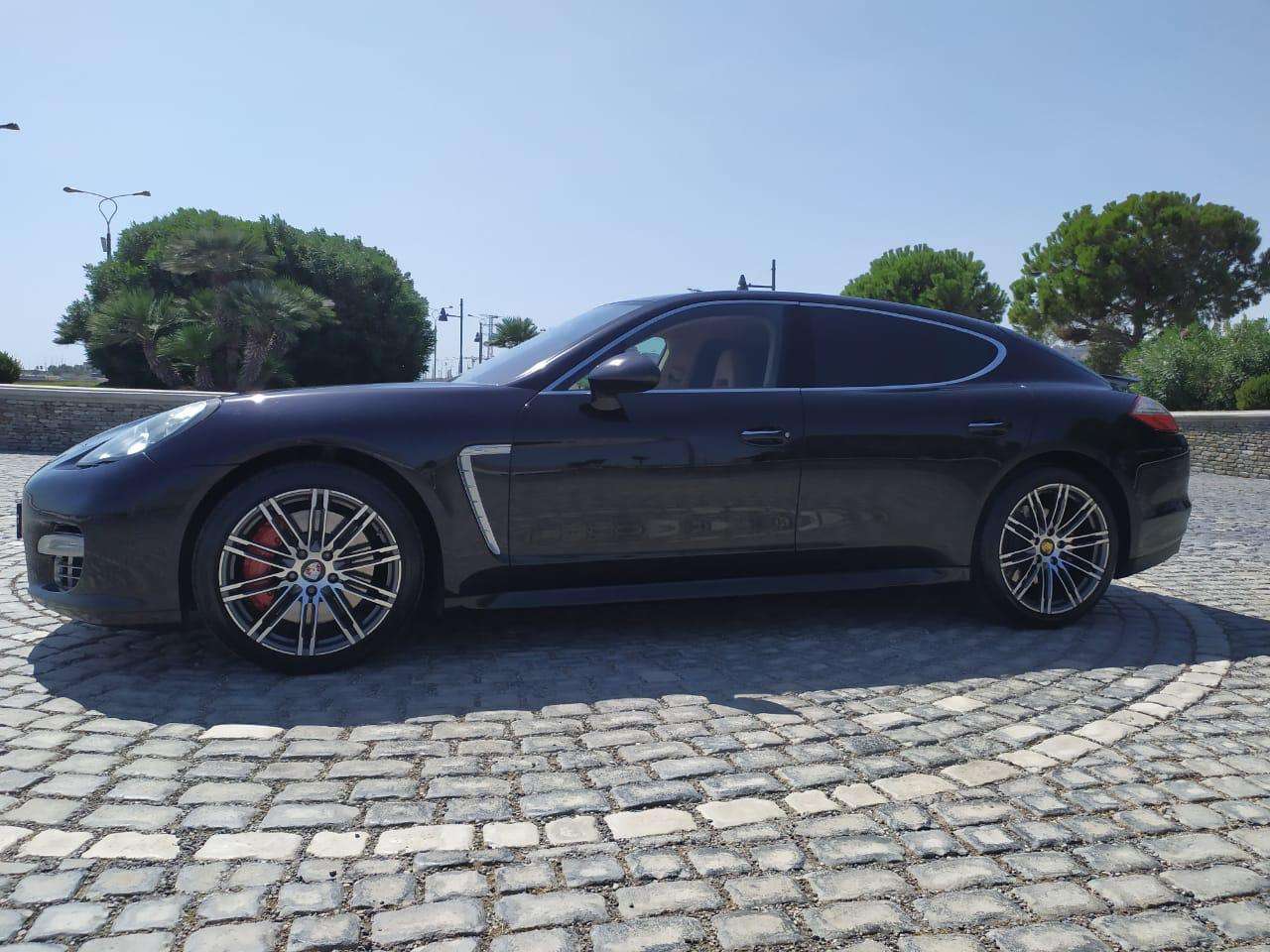 Porsche Panamera, 2010 il, 4.8 L, 140 000 km