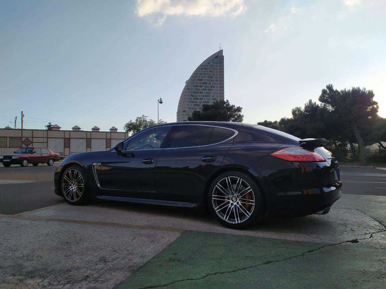 Porsche Panamera, 2010 il, 4.8 L, 140 000 km