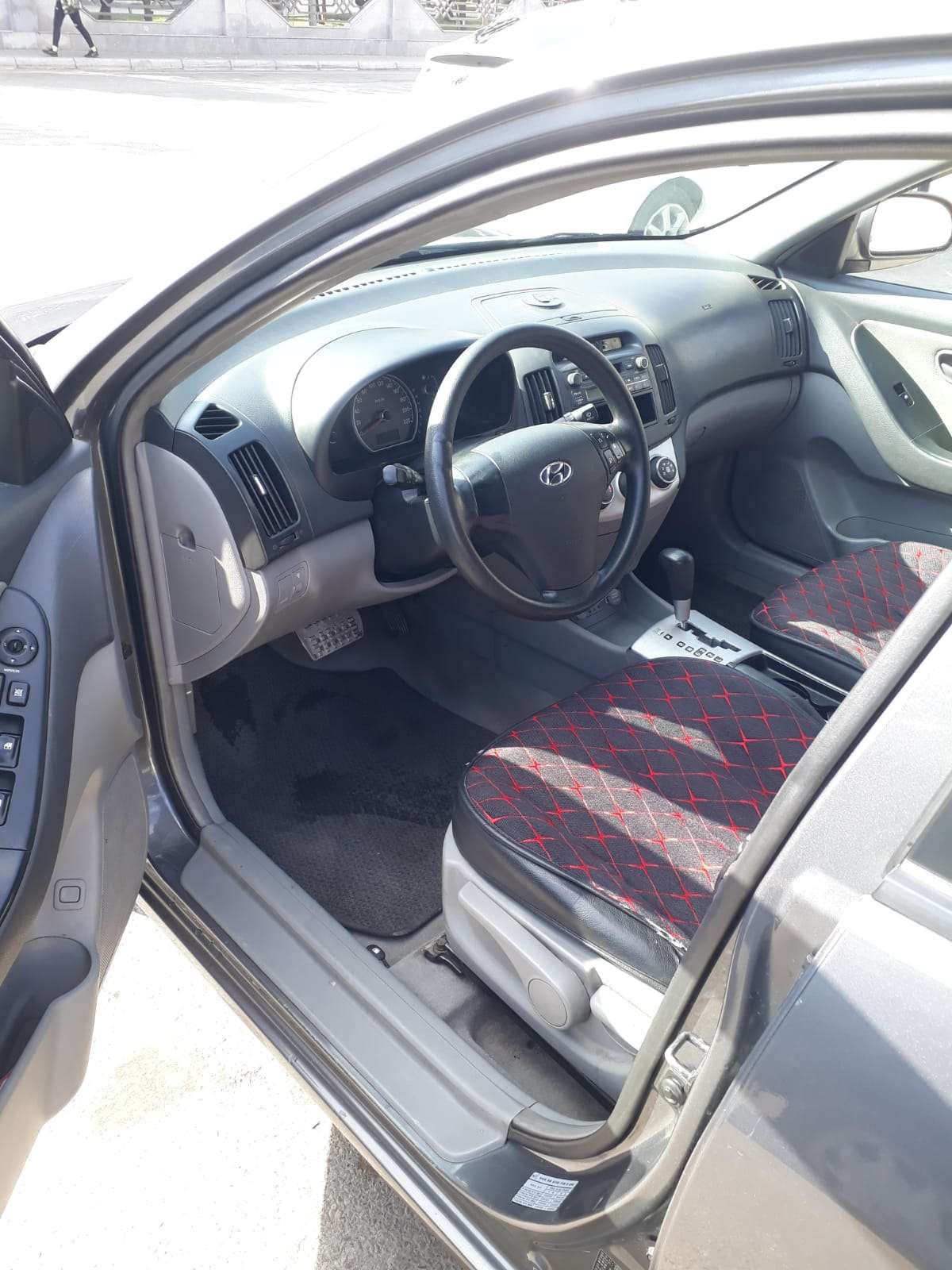 Hyundai Elantra, 2007 il, 1.6 L, 144 000 km