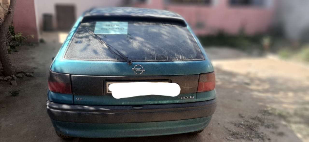 Opel Astra, 1996 il, 1.6 L, 200 000 km