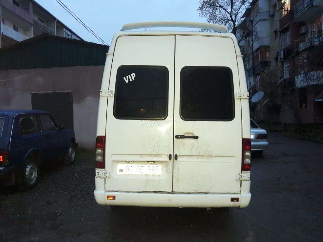 Mercedes Sprinter 208, 1995 il, 3.0 L, 246 578 km